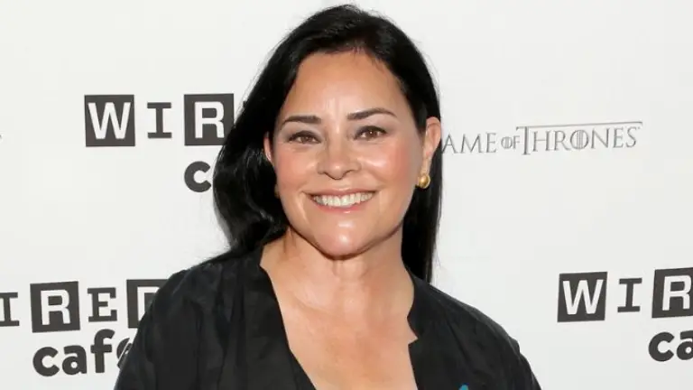 Diana Gabaldon – Net Worth, Height, Religion, Ethnicity, Husband, Parents