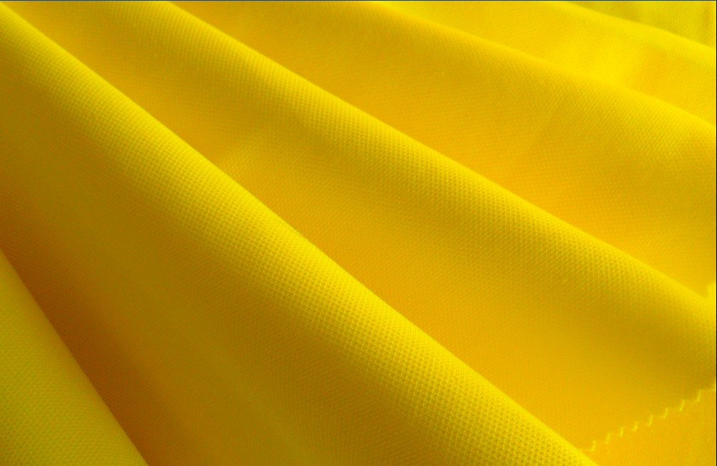 Cotton and poly cotton fabrics have their own unique characteristics and advantages.