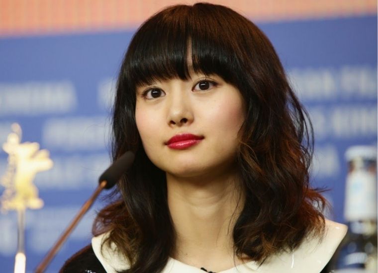 Shiori Kutsuna Net Worth, Bio, Wiki, Family, Height, Husband, Brother, Movies