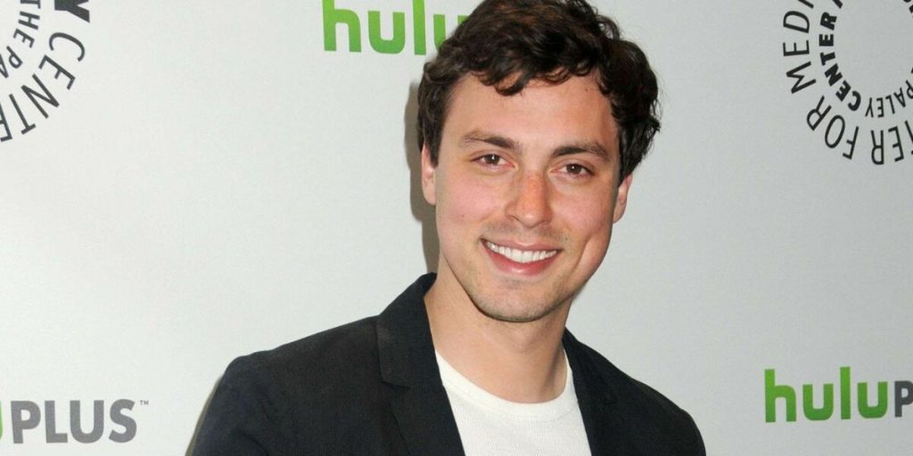 John Francis Daley Net Worth, Bio, Age, Height, Religion, Education, Family