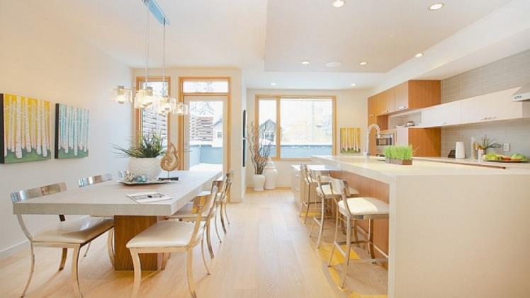 How to Pick the Right Dining Table for Your Home