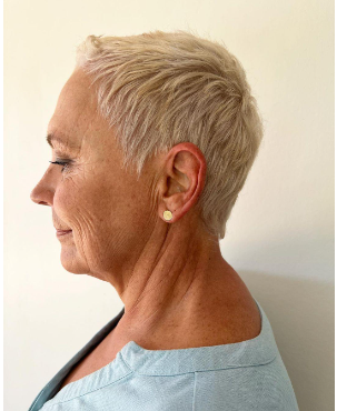 IDEAS FOR SHORT HAIRCUTS FOR OLDER WOMEN