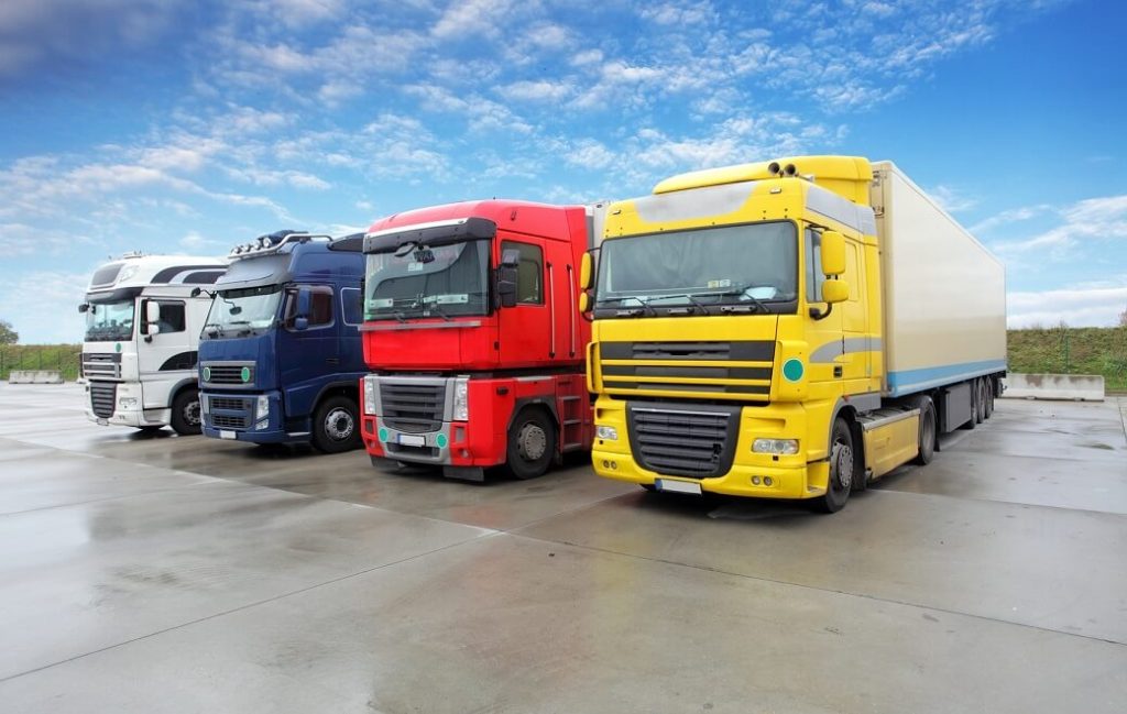 The Top Reasons to Choose a Freight Trucking Company for Your Logistics Needs
