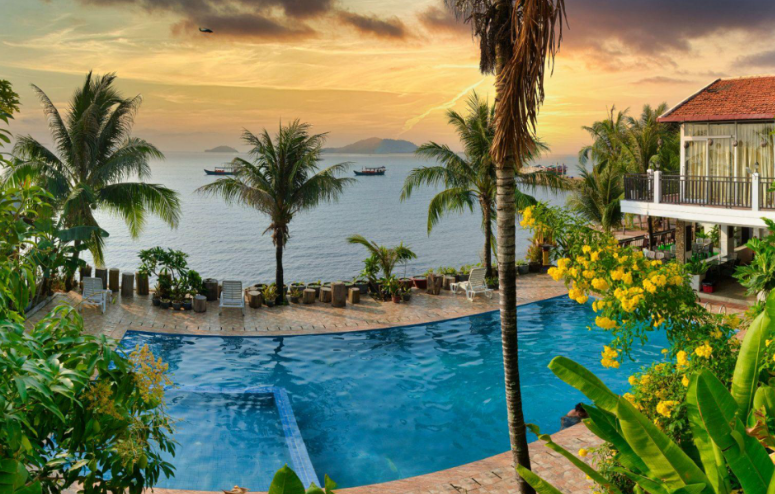 Unique and Unusual Accommodations Around the World: Beyond Hotels and Resorts