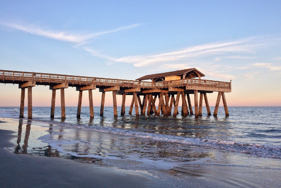 5 Seaside Towns Perfect for a Motorcycle Cruise