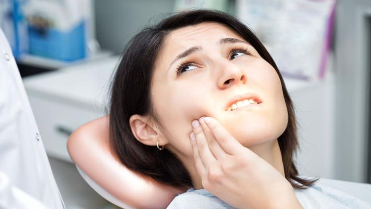 What Are the Risks of Dental Implants?