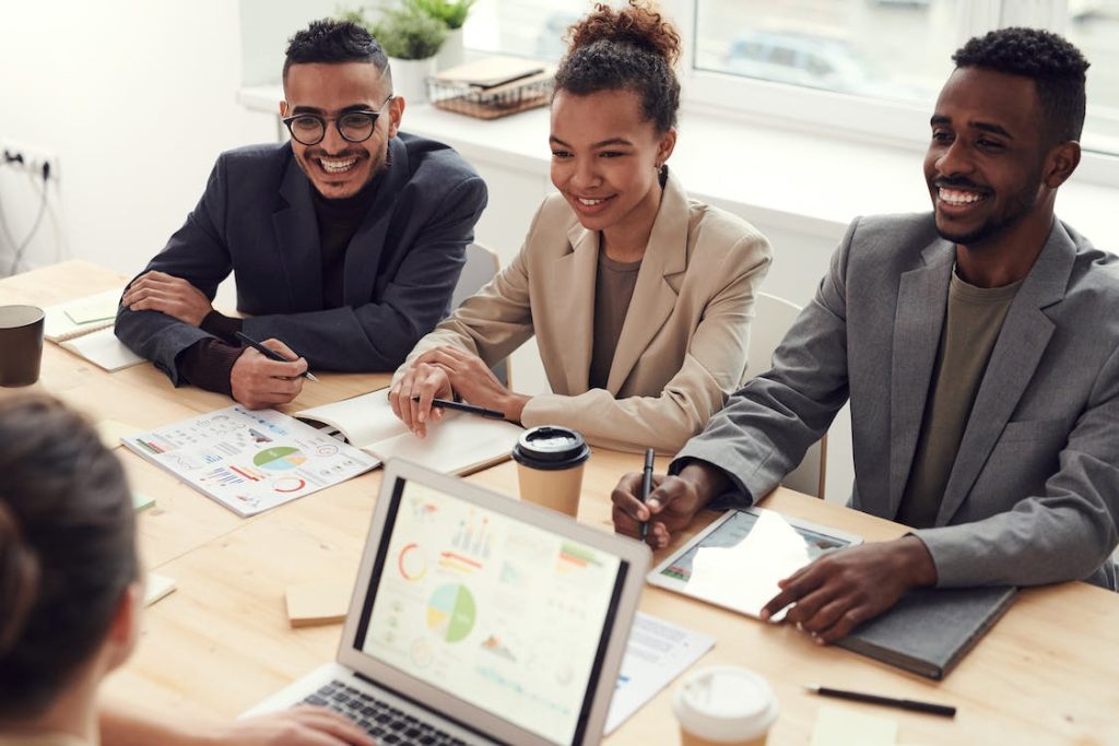 Focus On Franchise Businesses: Why You Should Invest