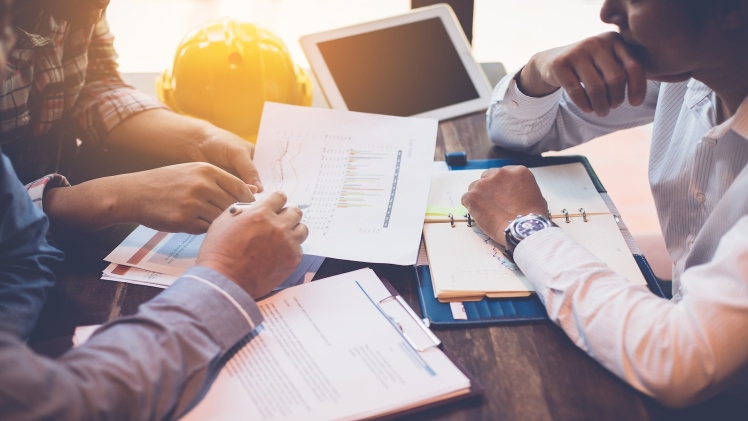 How to Choose the Best Construction Payroll Software in 2023