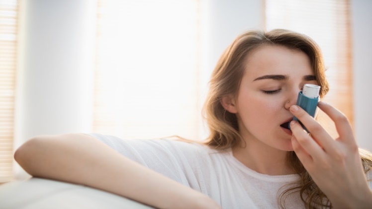 Salmeterol vs Albuterol: Exploring the Side Effects of Each