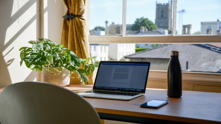 Tips To Set Up A Home Office Given The Current Circumstances