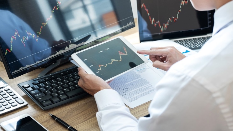 InteracInvestor Review – Buckle Up for an Amazing Trading Ride with InteracInvestor