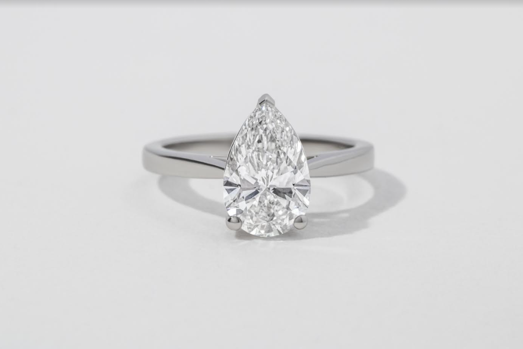 Perfect Love Symmetry: Pear Diamond Engagement Rings that Reflect Your Story