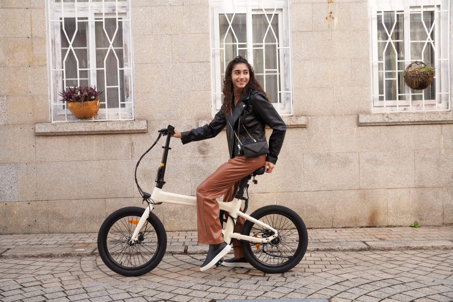 ADO Air 20 Folding Electric Bike: Your Ultimate Urban Companion