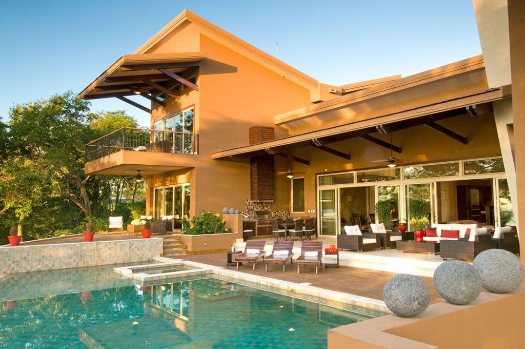 How to Choose Luxury Retreat Properties