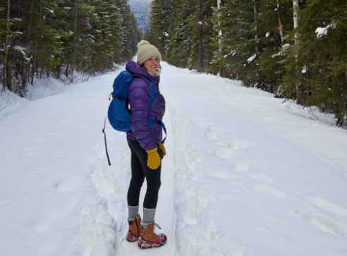 Broken Planet Hoodie – Embracing Your Winter Wardrobe