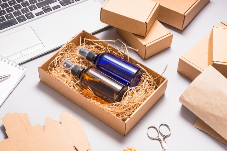 11 Essential Tips for Shipping Perfume in the UAE