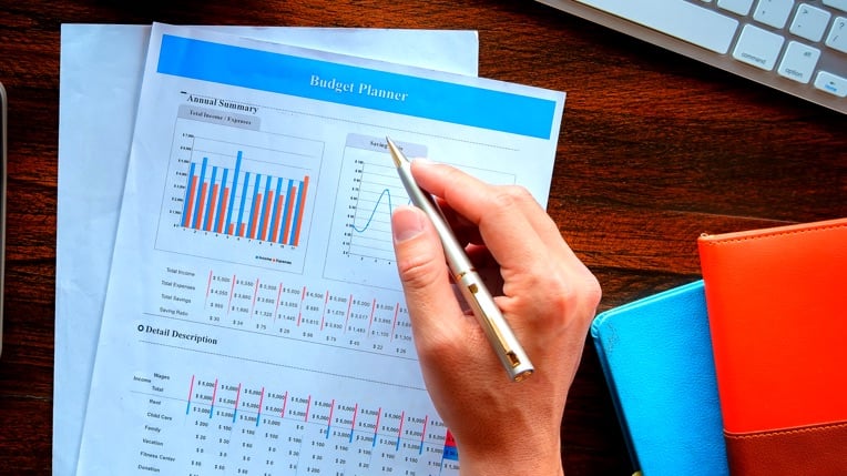 DIY Budgeting: How to Create a Customized Savings Plan for Your Lifestyle