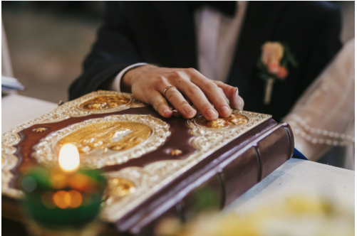Navigating the Torah Path: A Guide for Young Jewish Couples on the Journey of Devotion