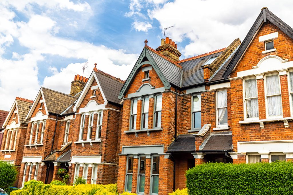 Is now a Good Time to Sell a House in Clapham, Battersea, and Nine Elms?