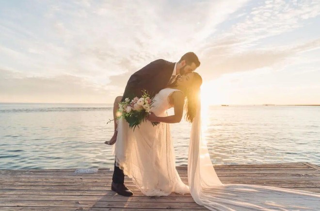 What to ask a wedding photographer? – Just the important questions!