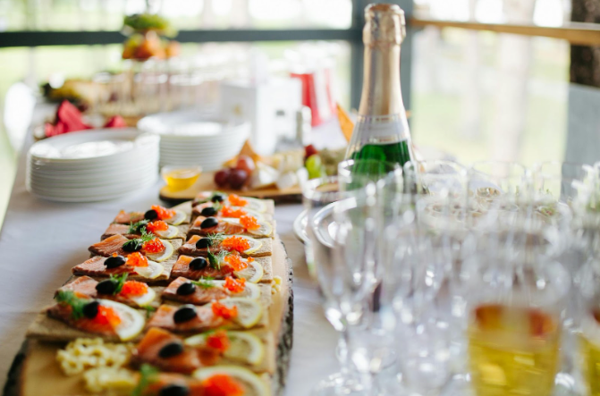 Best 10 Catering Food Ideas for Your Next Office Event