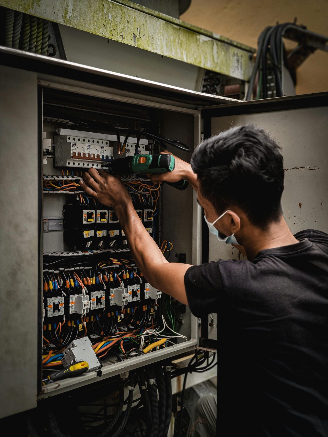 A Helpful Guide To Upgrading Your Electrical Panels