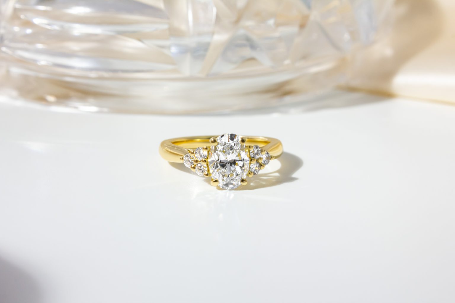 How 4 Carat Oval Diamond Engagement Rings Are Made?